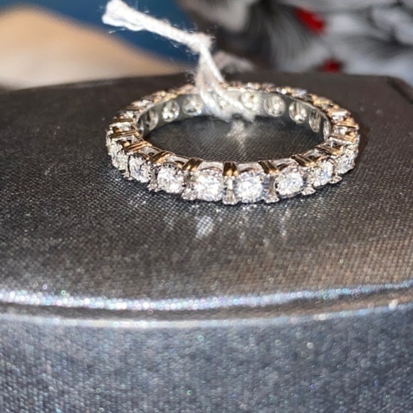 Tennis Ring Natural Diamonds solid 14K gold wedding engagement band no returns - Picture 6 of 7